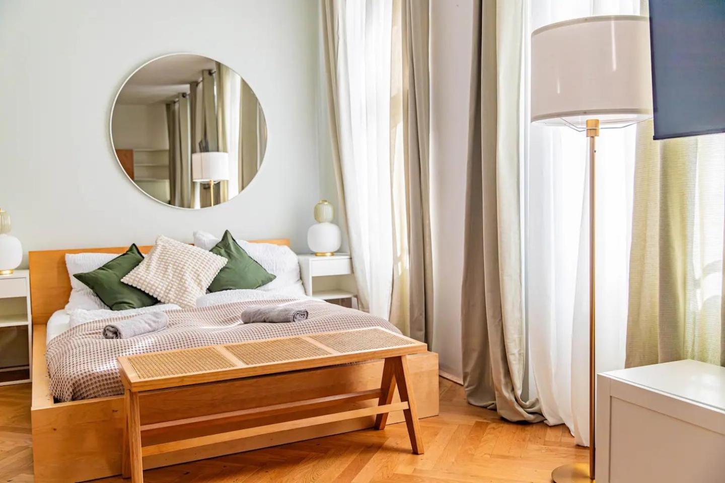 City Apartment, Two Metro Stations To Hauptbahnhof Wien Ngoại thất bức ảnh