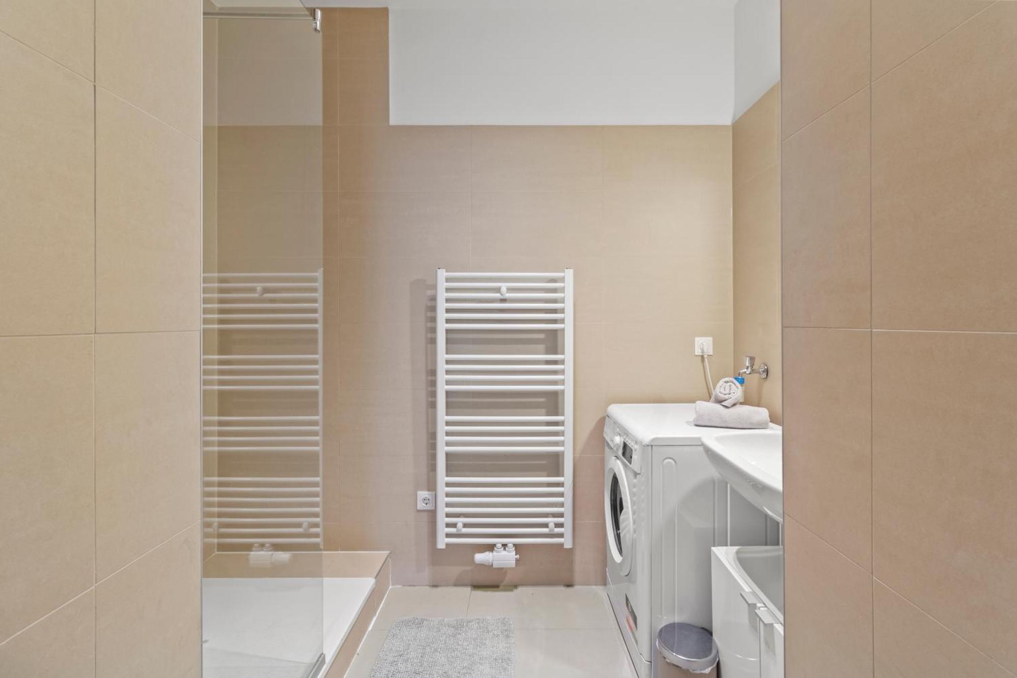 City Apartment, Two Metro Stations To Hauptbahnhof Wien Ngoại thất bức ảnh